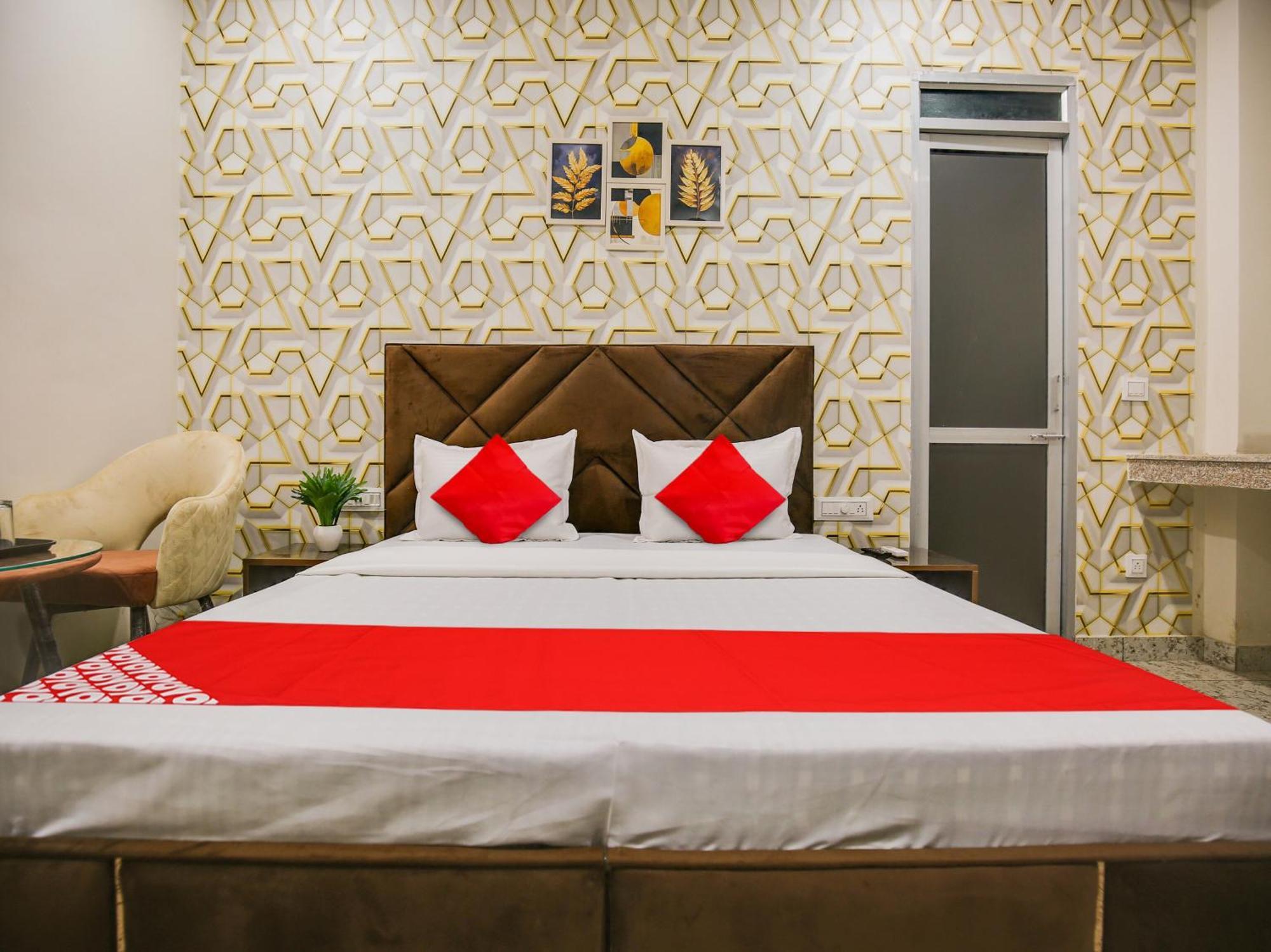 Hotel O Silver Sky Ludhiana Zewnętrze zdjęcie