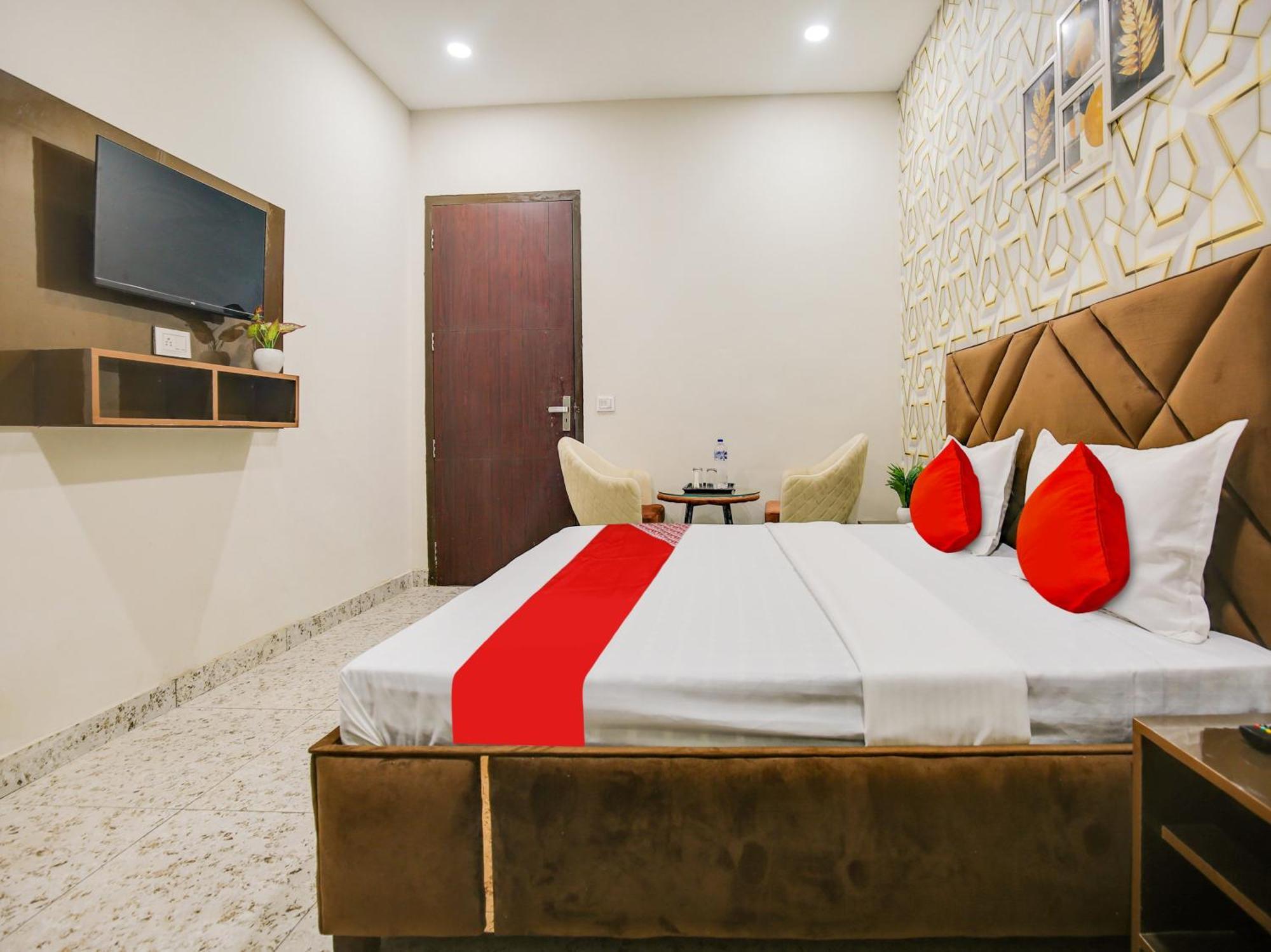 Hotel O Silver Sky Ludhiana Zewnętrze zdjęcie