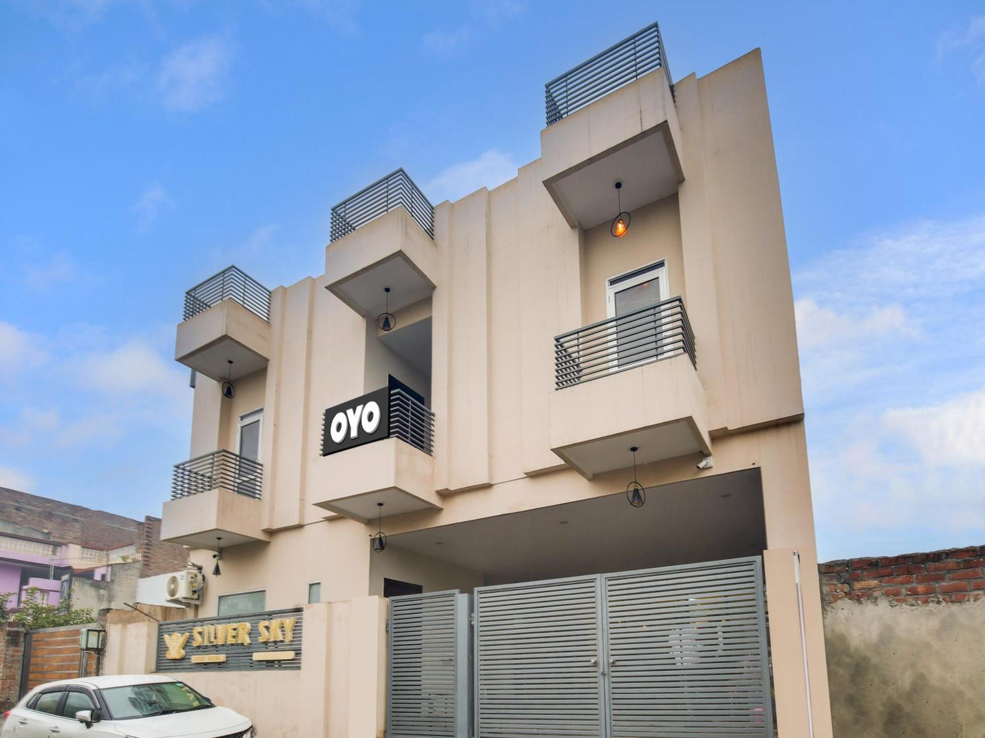 Hotel O Silver Sky Ludhiana Zewnętrze zdjęcie