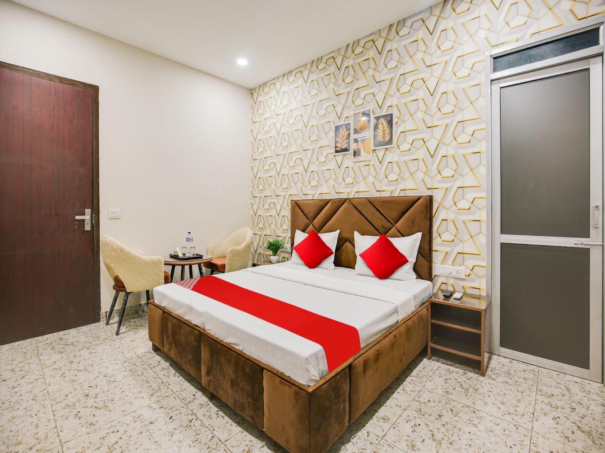 Hotel O Silver Sky Ludhiana Zewnętrze zdjęcie